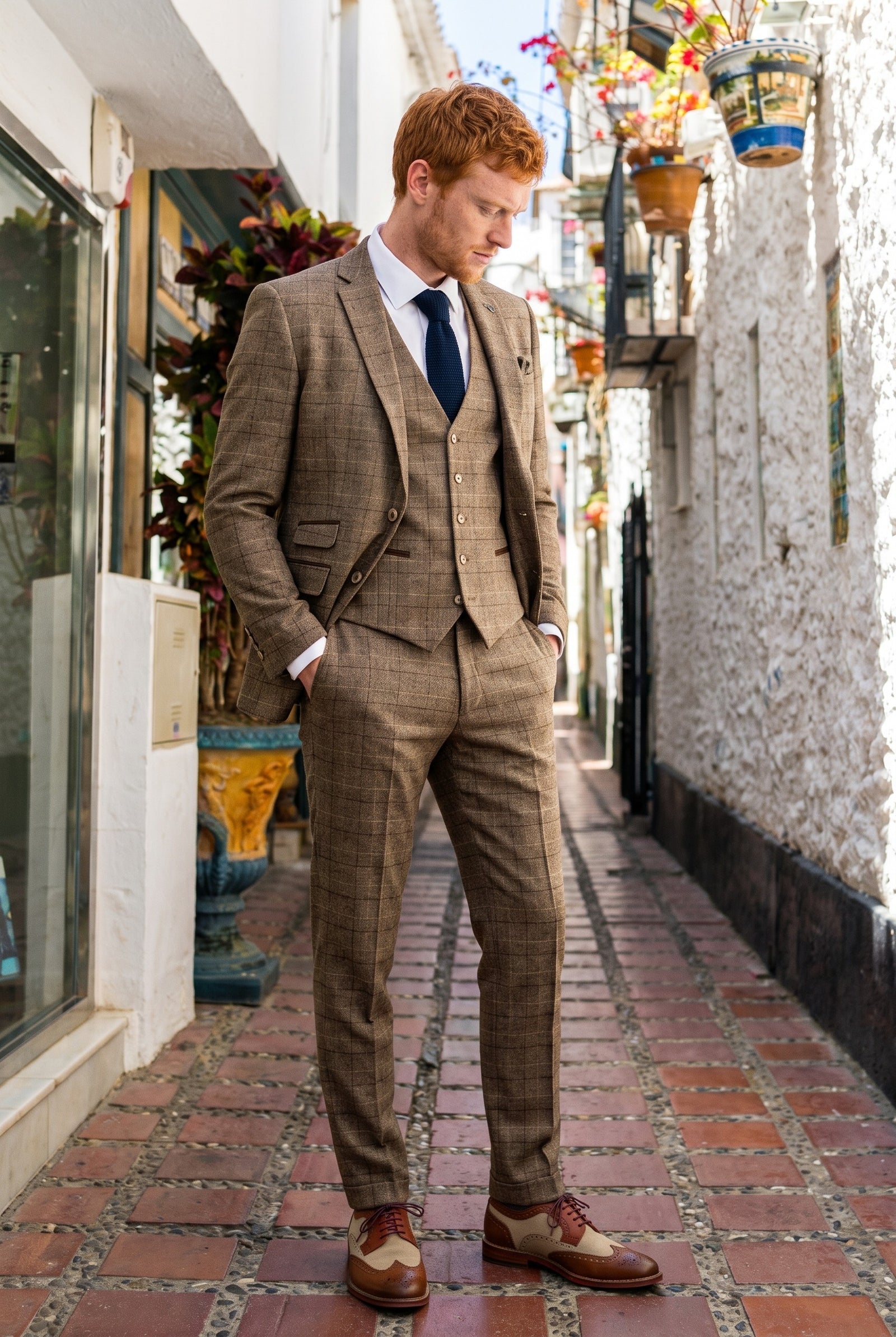 Look #573 styled with Liam - Herrkostym i brunt rutigt, 3 delar
