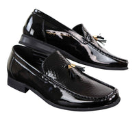 Svarta slip-on-skor med tofsar för män