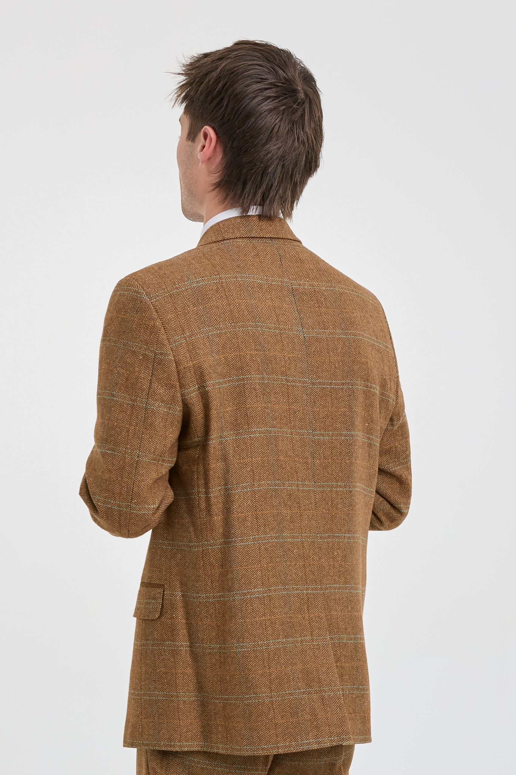Herrkostym i ull, tweed, fiskbensmönster, brun, blårutig, 1920-tals Gatsby