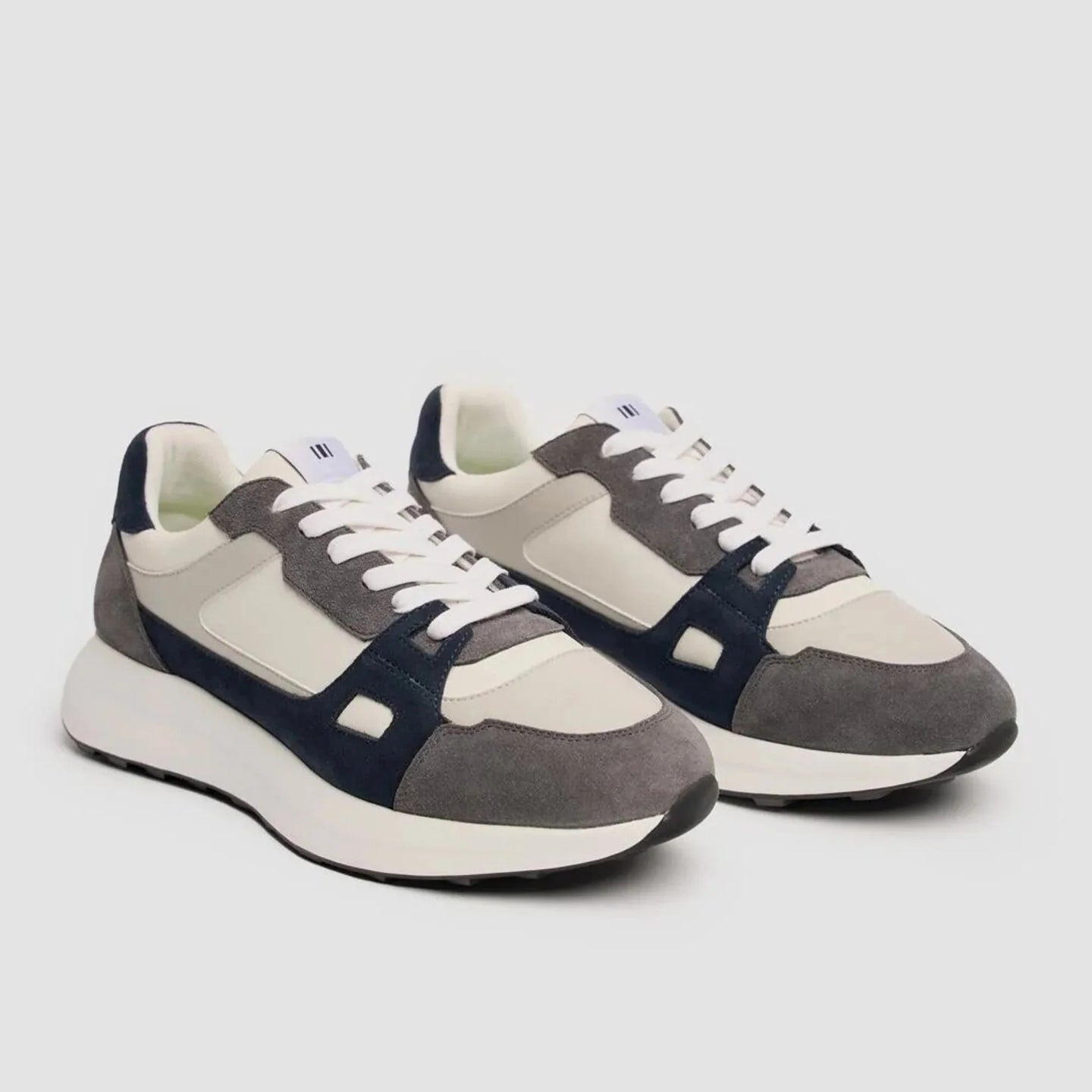 Albany - Grå andningsbara mesh-sneakers för män
