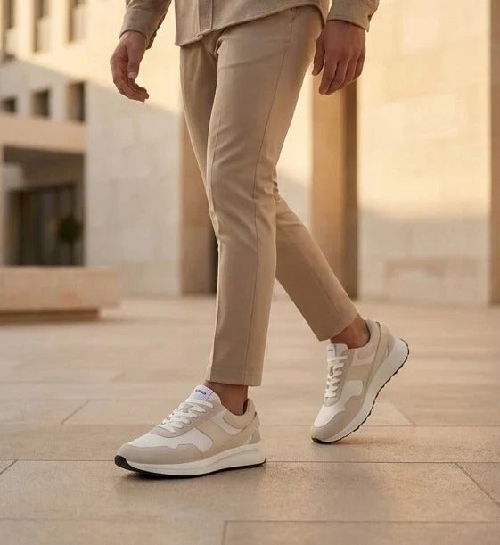 Canbera - Vita lätta mockasneakers för män