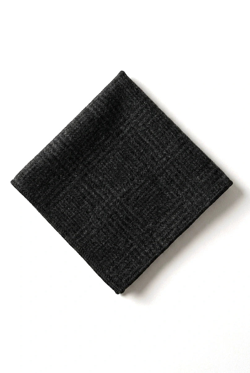 Jämför färg Herrslips i tweed med fiskbensmönster, rutmönster, klassisk svart färg