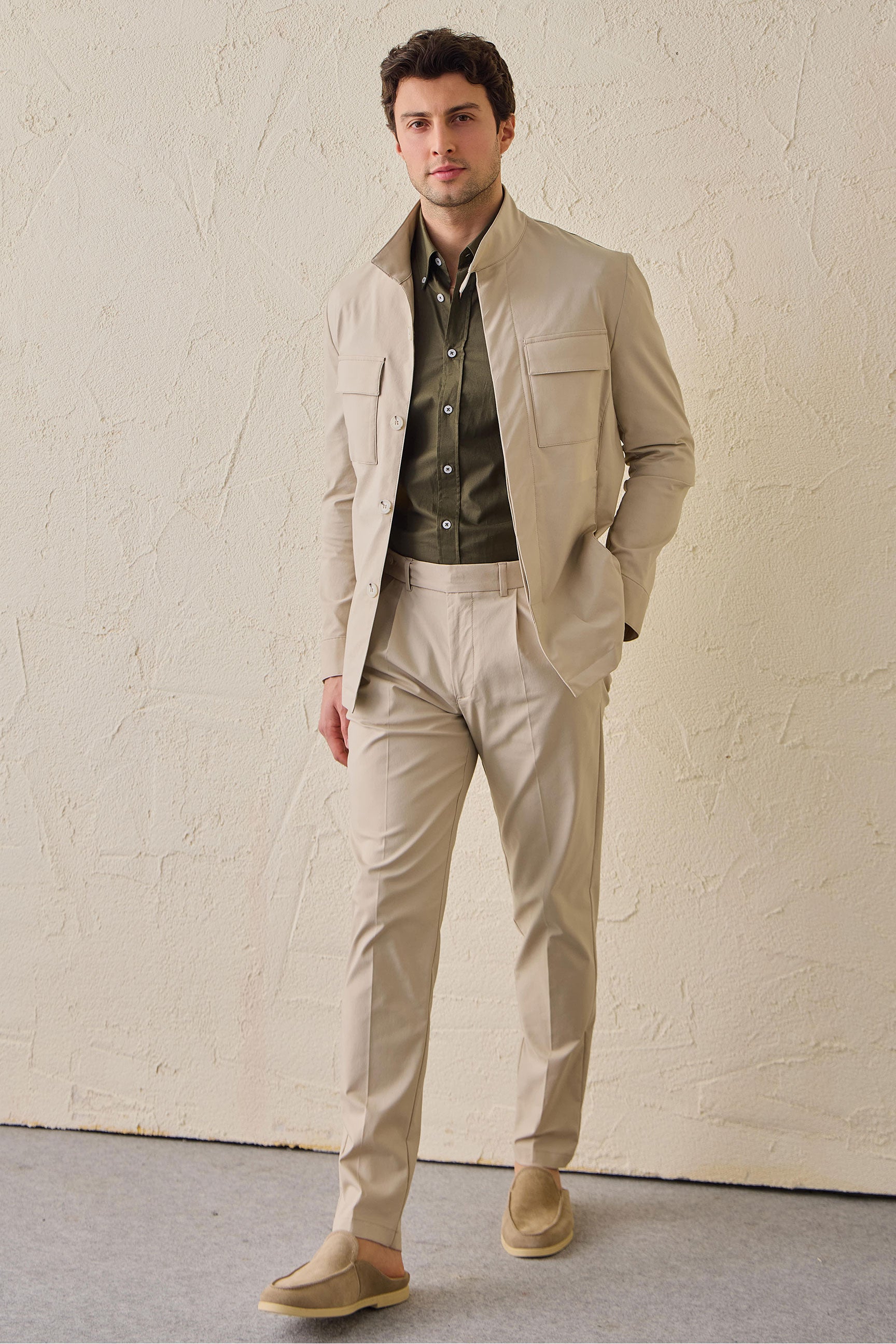 Beige Plisserade Smart Casual Byxor för Herr Skräddarsydd Klassisk Passform