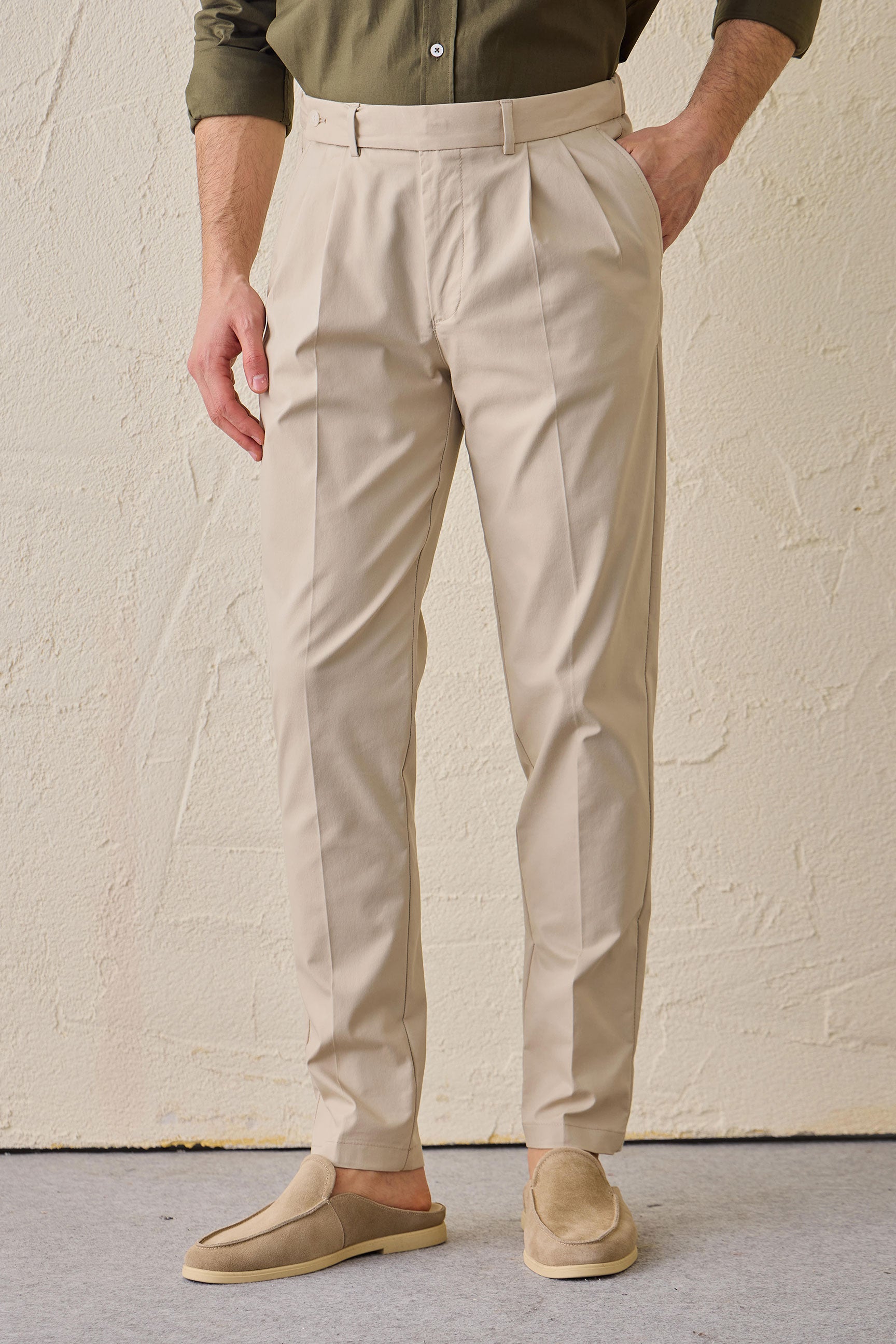 Beige Plisserade Smart Casual Byxor för Herr Skräddarsydd Klassisk Passform