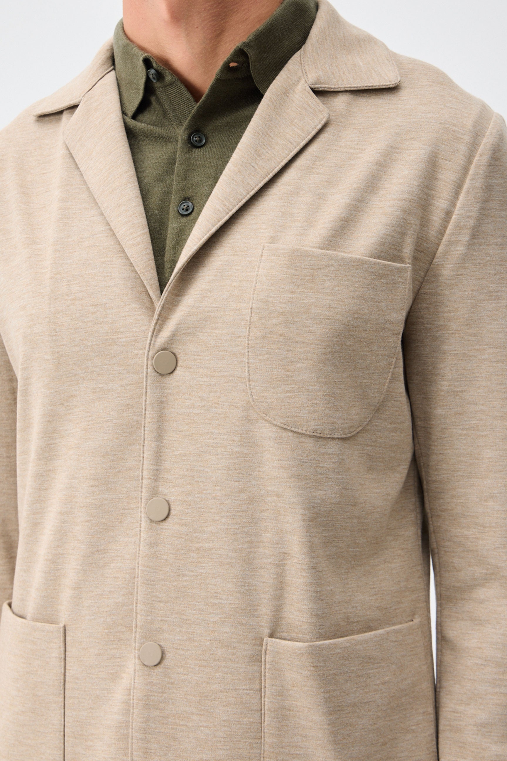 Beige mjuk jerseykavaj för män, elegant och avslappnad jacka