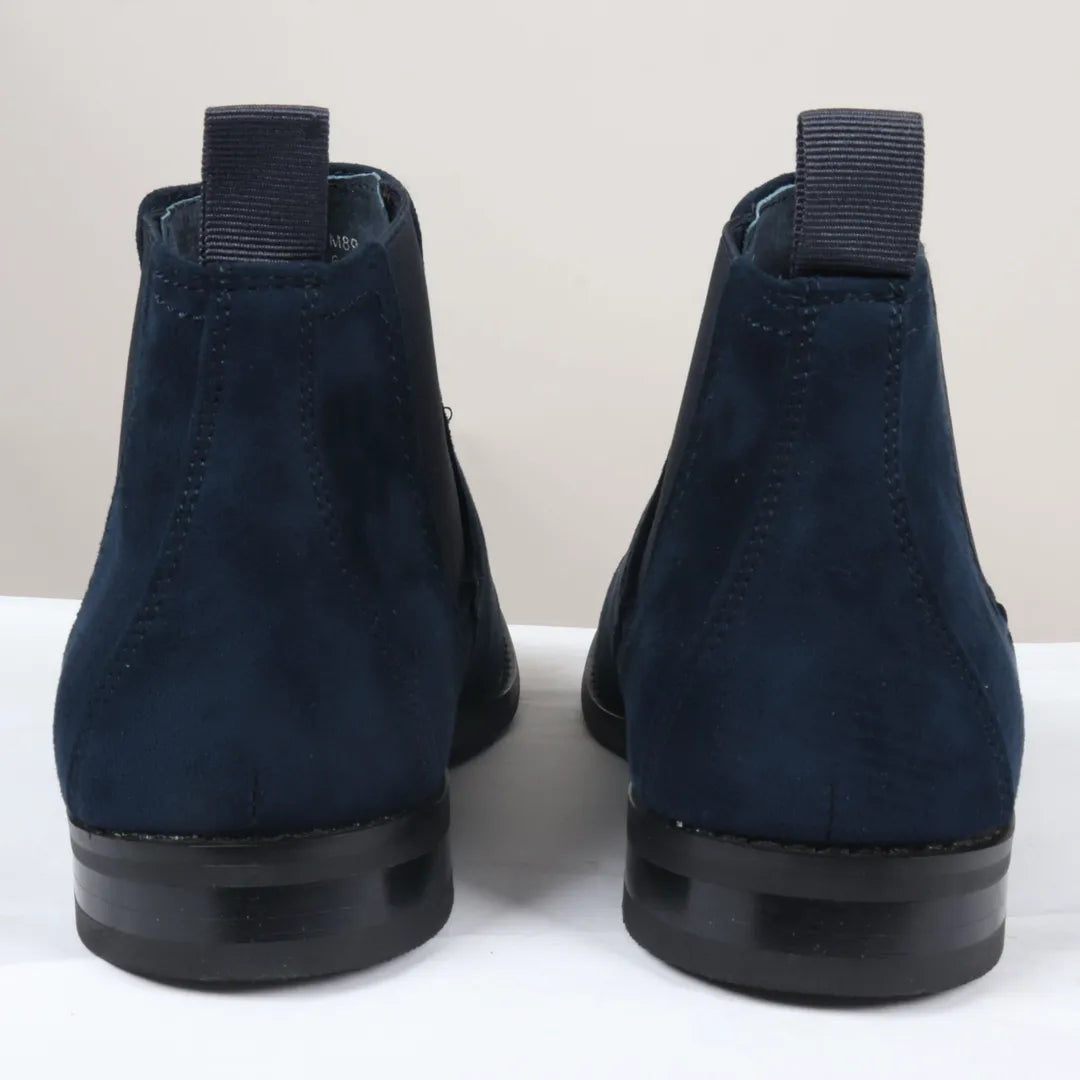 Marinblå slip-on chelsea-stövlar med foder i mocka och läder för män