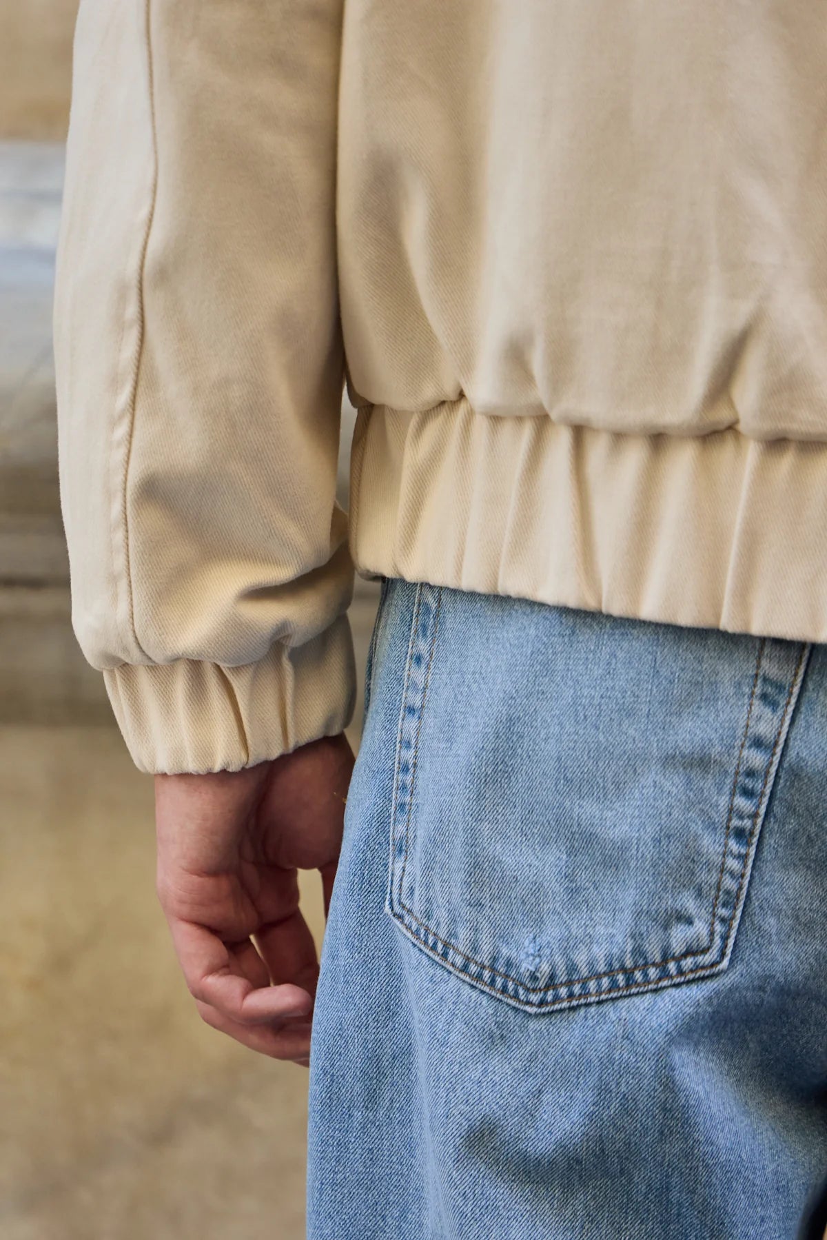 Beige Utility Bomber Lätt Vadderad Jacka med Dragkedja för Herr