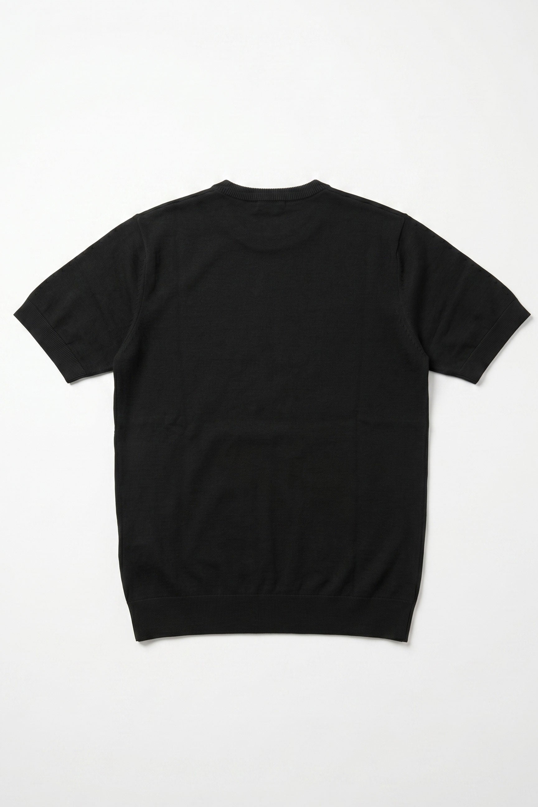 Herr svart klassisk stickad t-shirt med kort ärm och rund hals