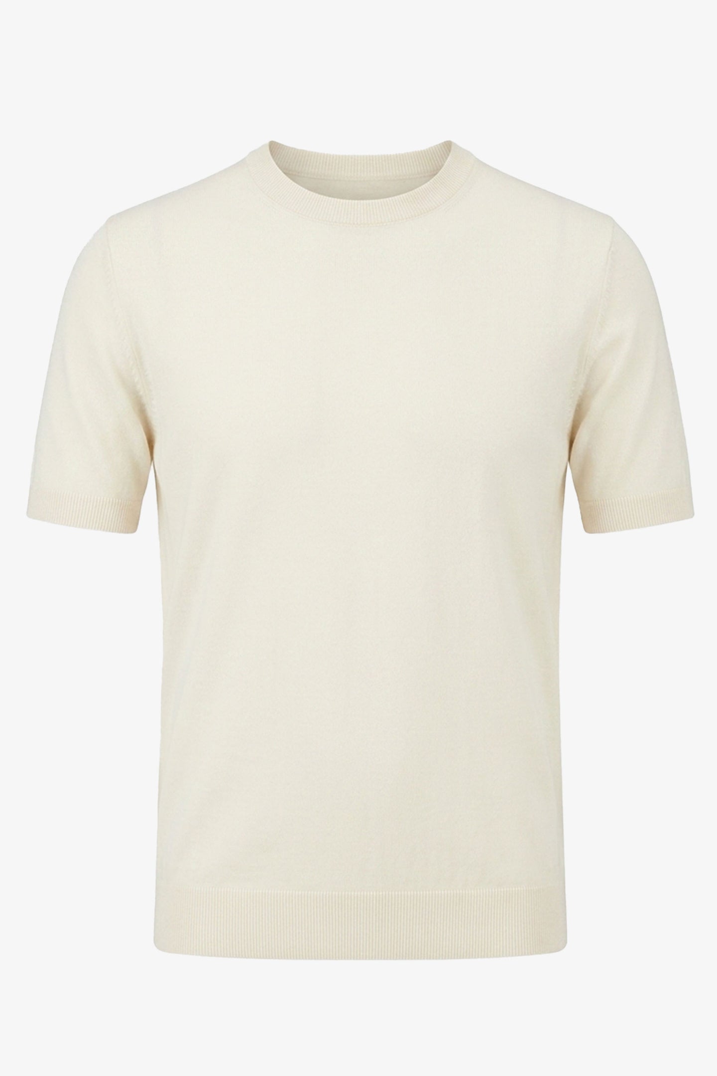 Herrvit stickad t-shirt med rund hals och kort ärm, normal passform