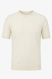 Herrvit stickad t-shirt med rund hals och kort ärm, normal passform