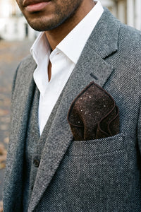 Herrnäsduk i mörkbrun tweed-ullblandning