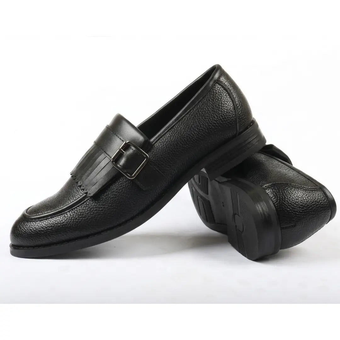 Herrloafers med fransar och munkremmar