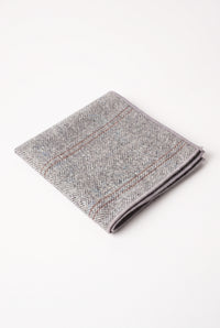 Herrnäsduk i tweed i silver