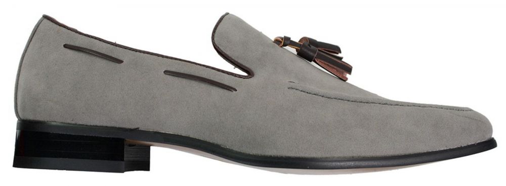 Herrloafers i mocka med tofsdesign i läder, smart casual