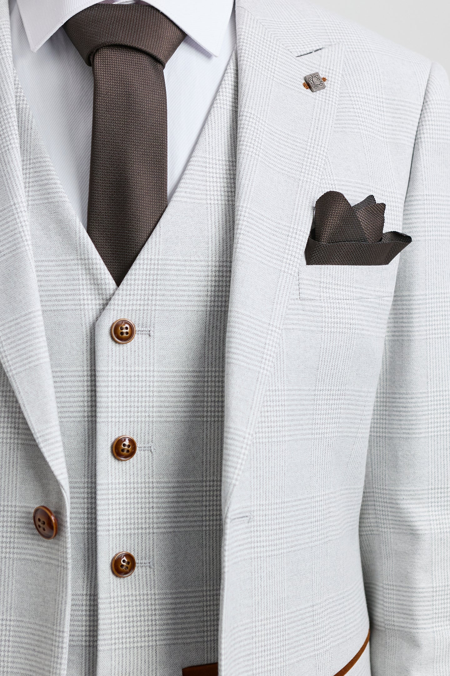 Mark herrkostym i grå sten, 3-delad rutig tweedkostym med bruna detaljer för bröllop och baler