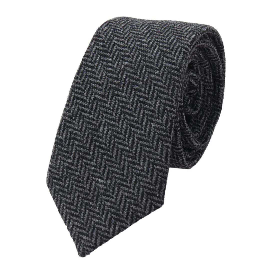 Herrnäsduk i tweed, antracitgrå, klassisk brittisk ull, fiskbensmönstrad