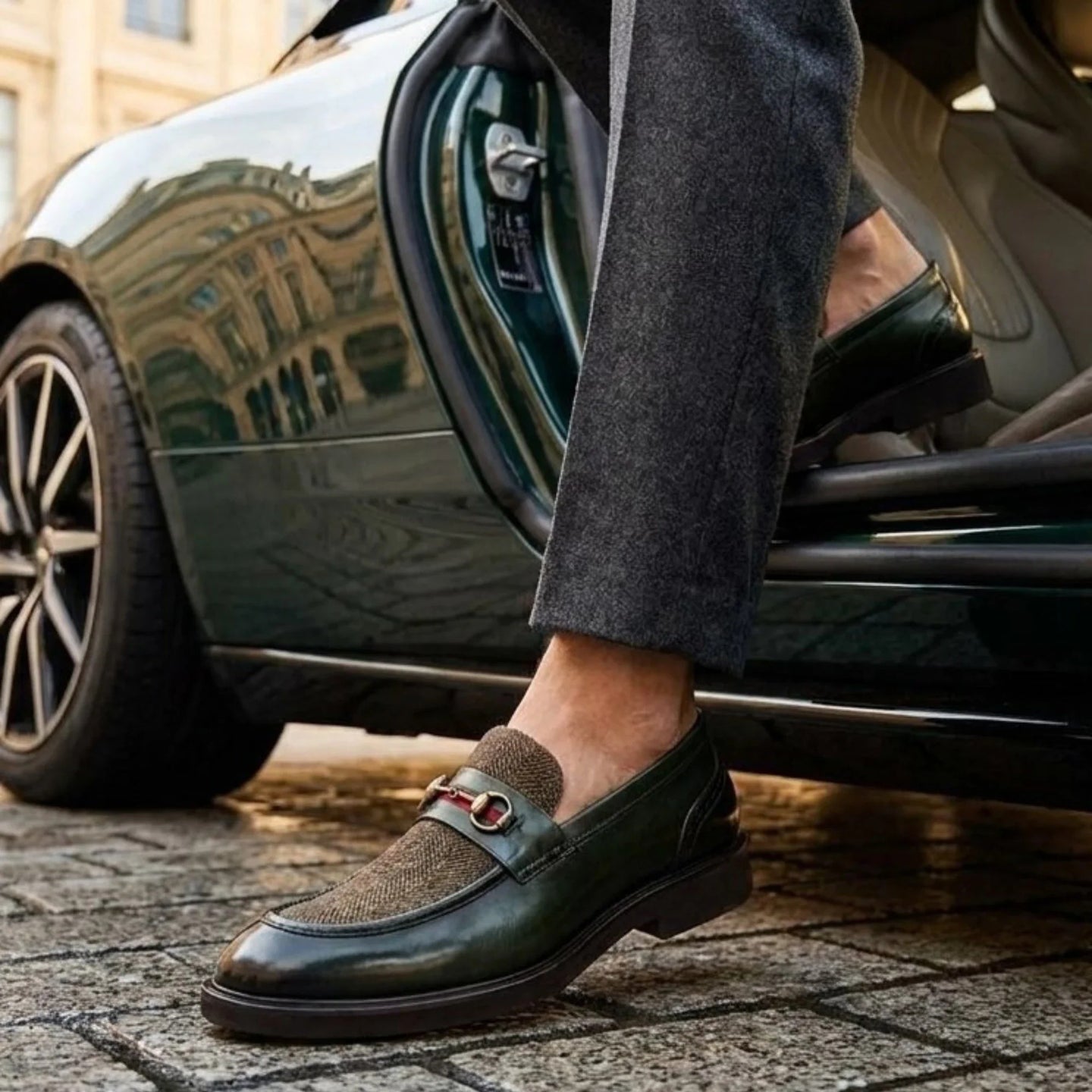Tristian - Gröna herrloafers i läder i fiskbensmönster i tweed